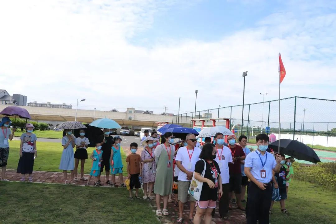 上高润泉举办“一滴水的旅程”水厂开放日